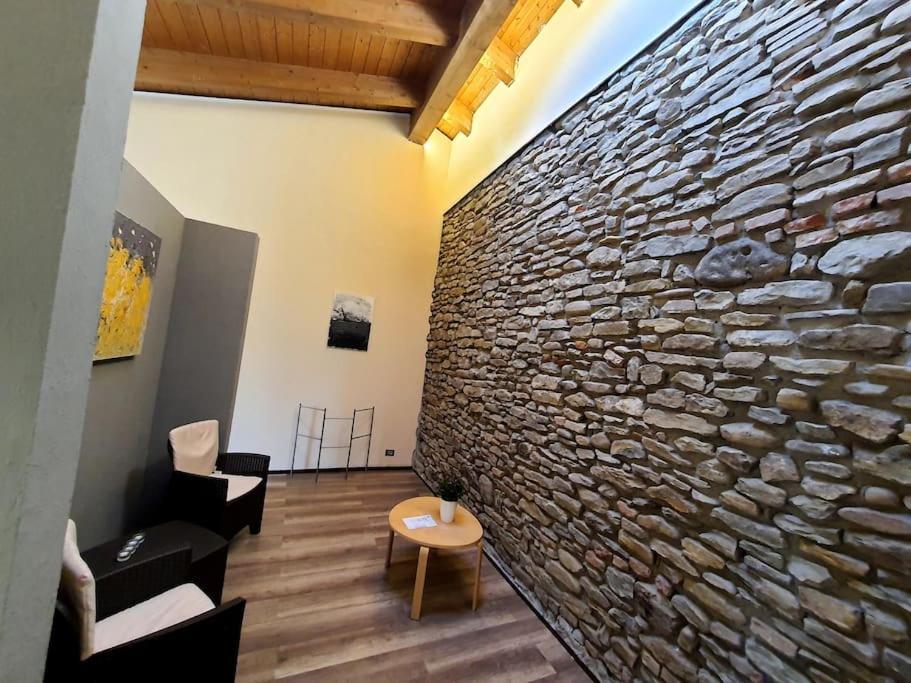 Villa Cristallo Private Apartment Fontanelice Exteriör bild